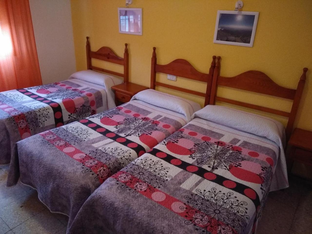 Hostal Avenida Arenas de San Pedro Eksteriør bilde